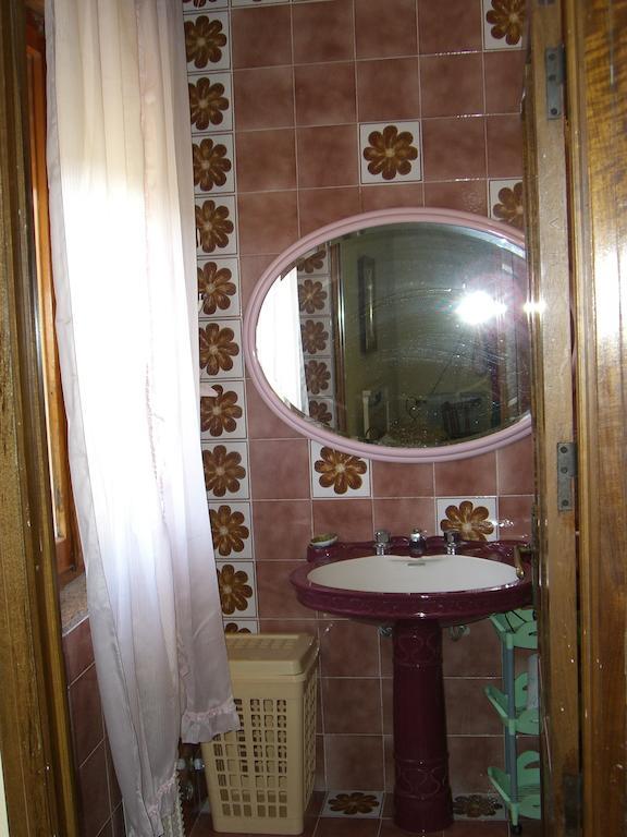 Sa Domu Sarda Casa Vacanza Piscinas Cameră foto